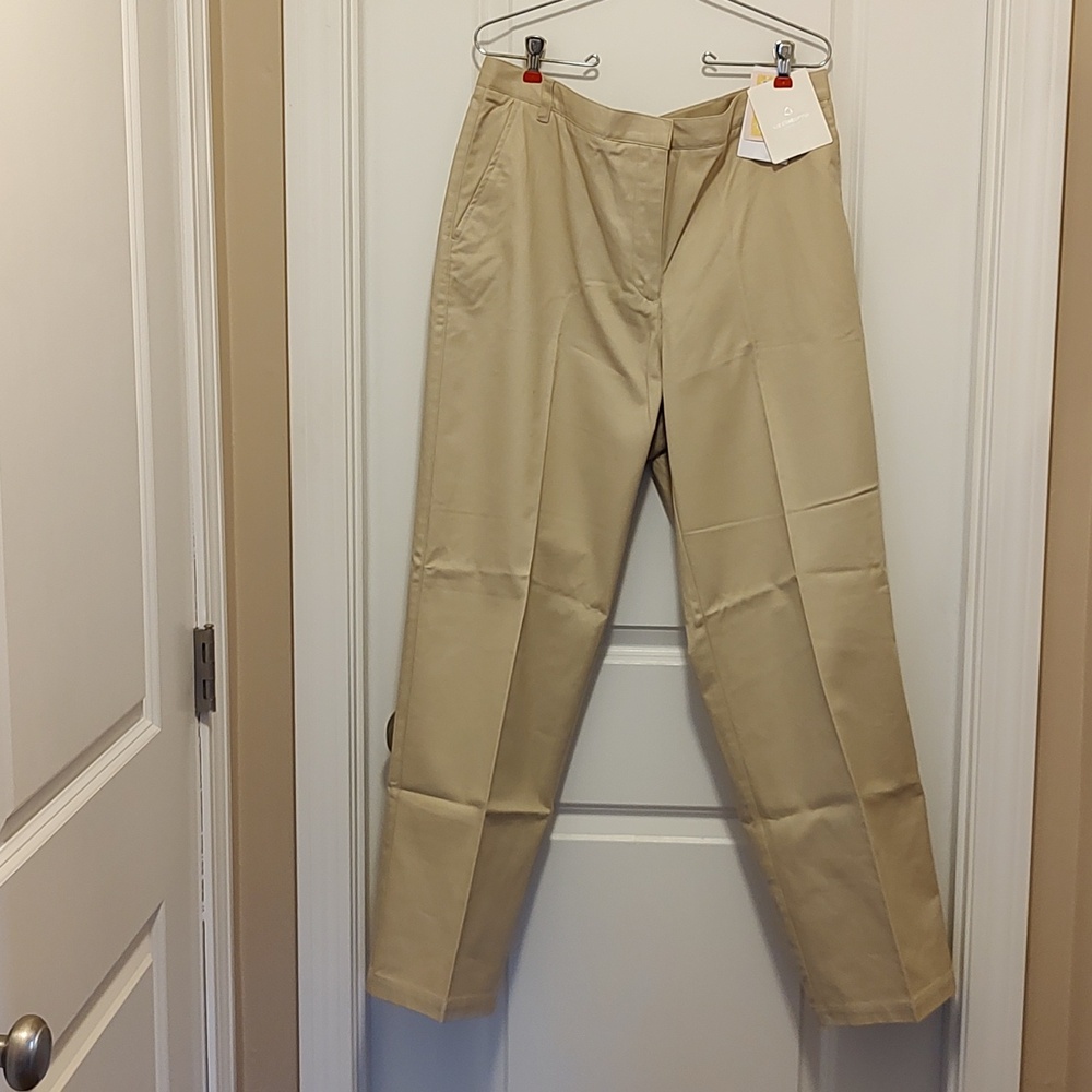 Liz Claiborne kakhi pants